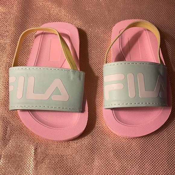 Fila Other - Fila kids 9-12 months sandals/flip flops. New without tags